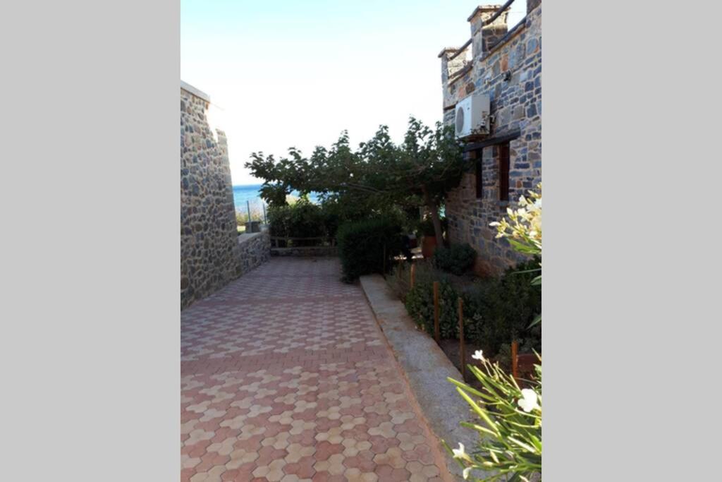 Traditional Stone House By The Sea... Kapetaniana Екстер'єр фото