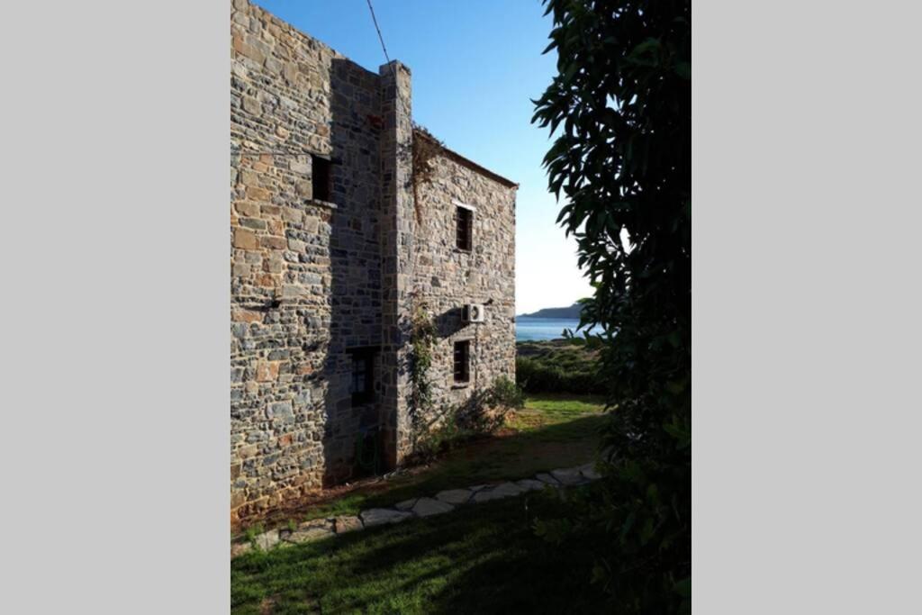 Traditional Stone House By The Sea... Kapetaniana Екстер'єр фото