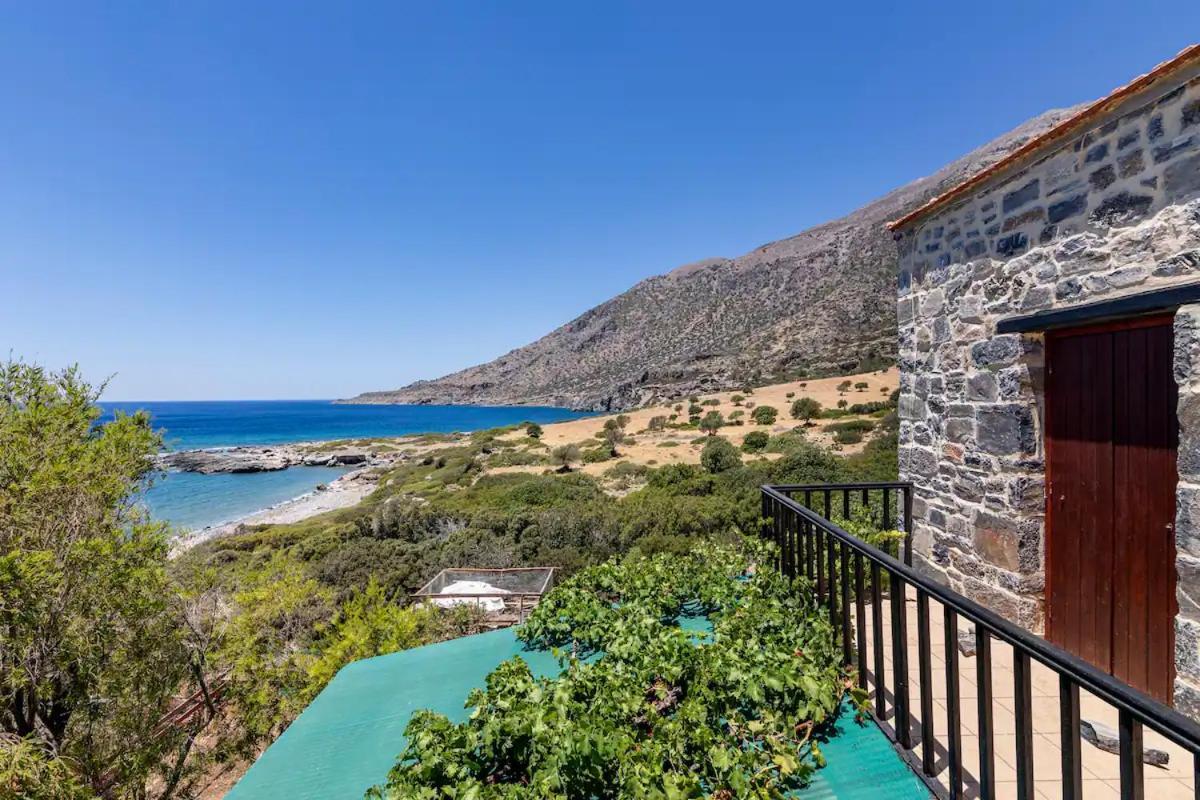 Traditional Stone House By The Sea... Kapetaniana Екстер'єр фото
