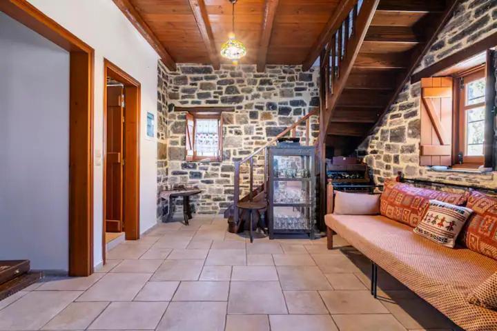 Traditional Stone House By The Sea... Kapetaniana Екстер'єр фото